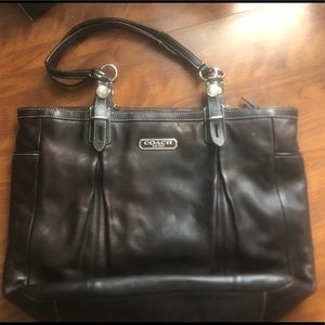 Leather Coach bag 💼❤️❤️❤️